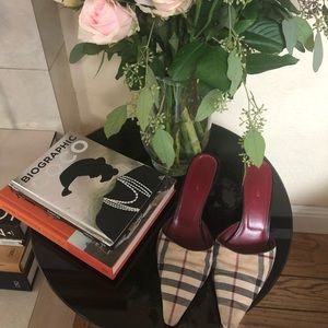 Burberry classic mules